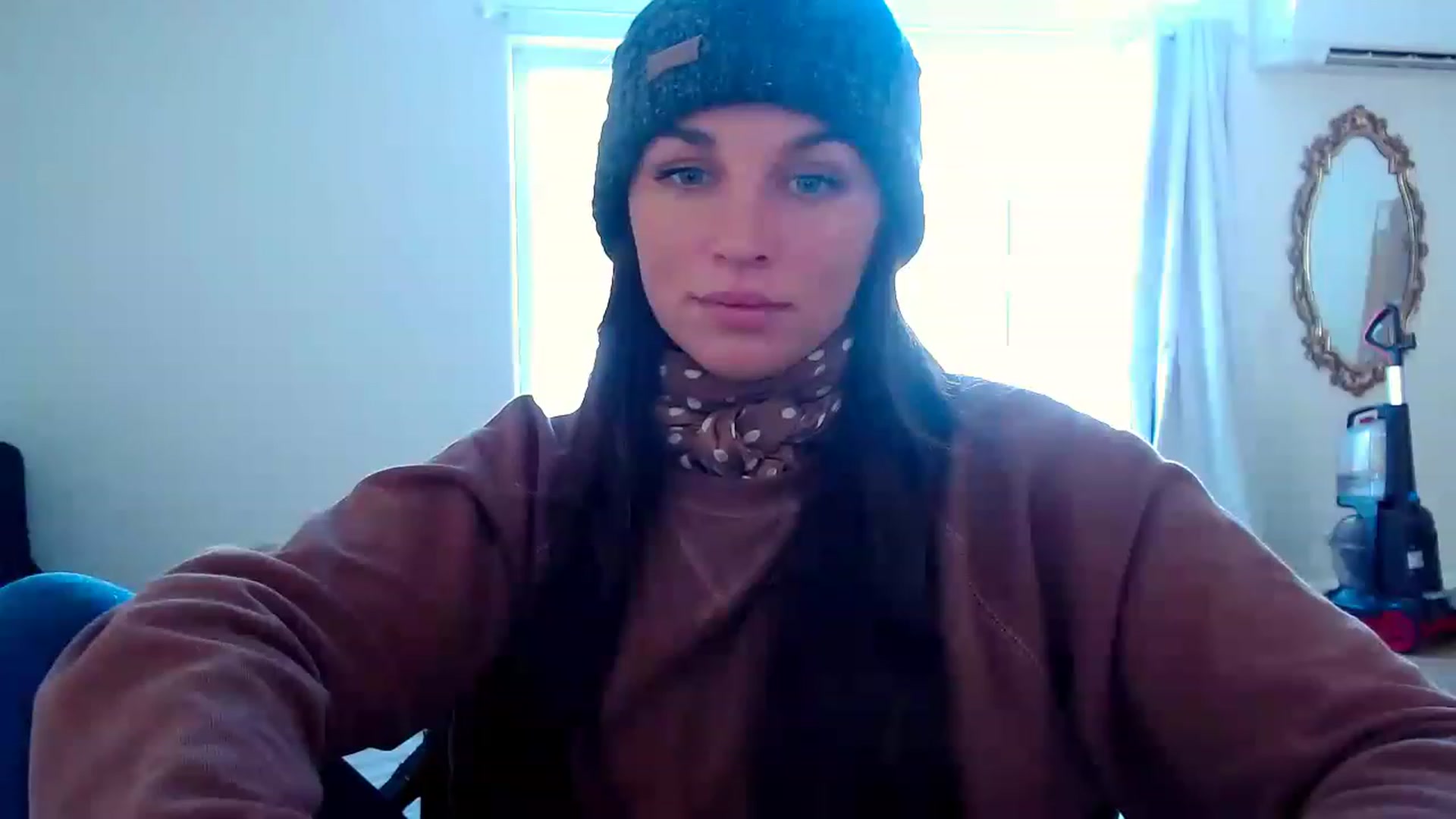 Gallery image thumbnail from adrey_'s myfreecams stream on, 12/01/2022, 22:19 image 6 of 20