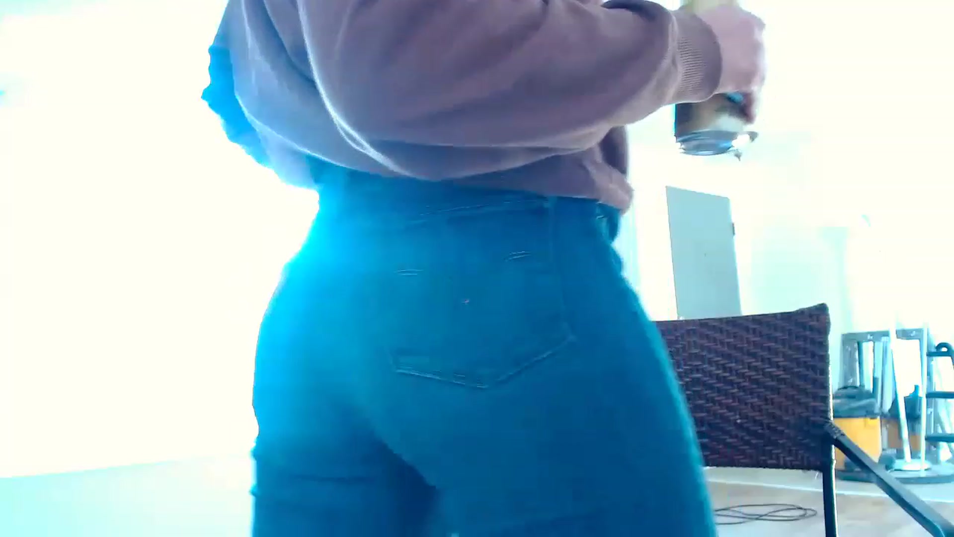 Gallery image thumbnail from adrey_'s myfreecams stream on, 12/01/2022, 23:06 image 19 of 20