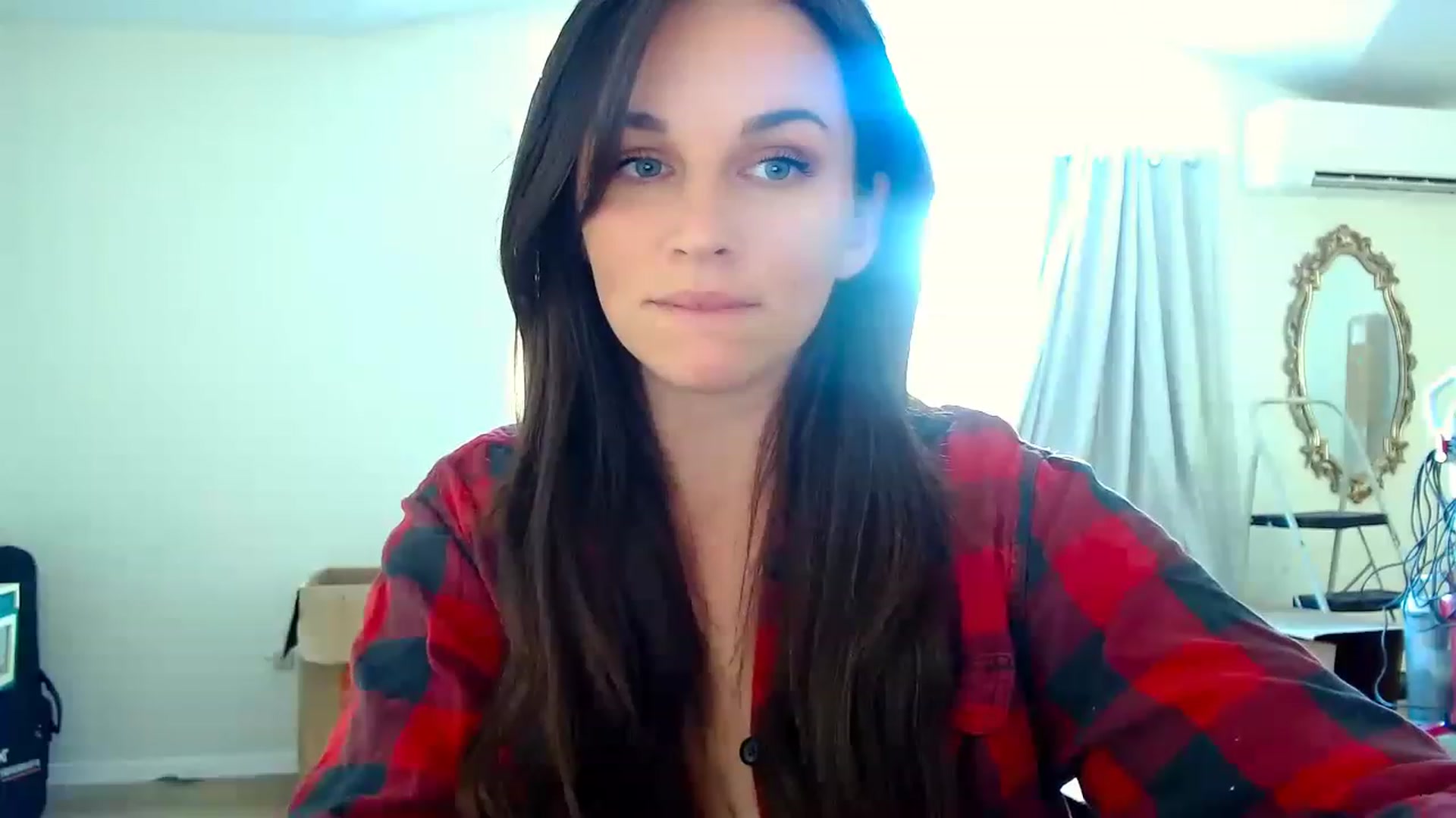 Gallery image thumbnail from adrey_'s myfreecams stream on, 12/06/2022, 22:24 image 11 of 20