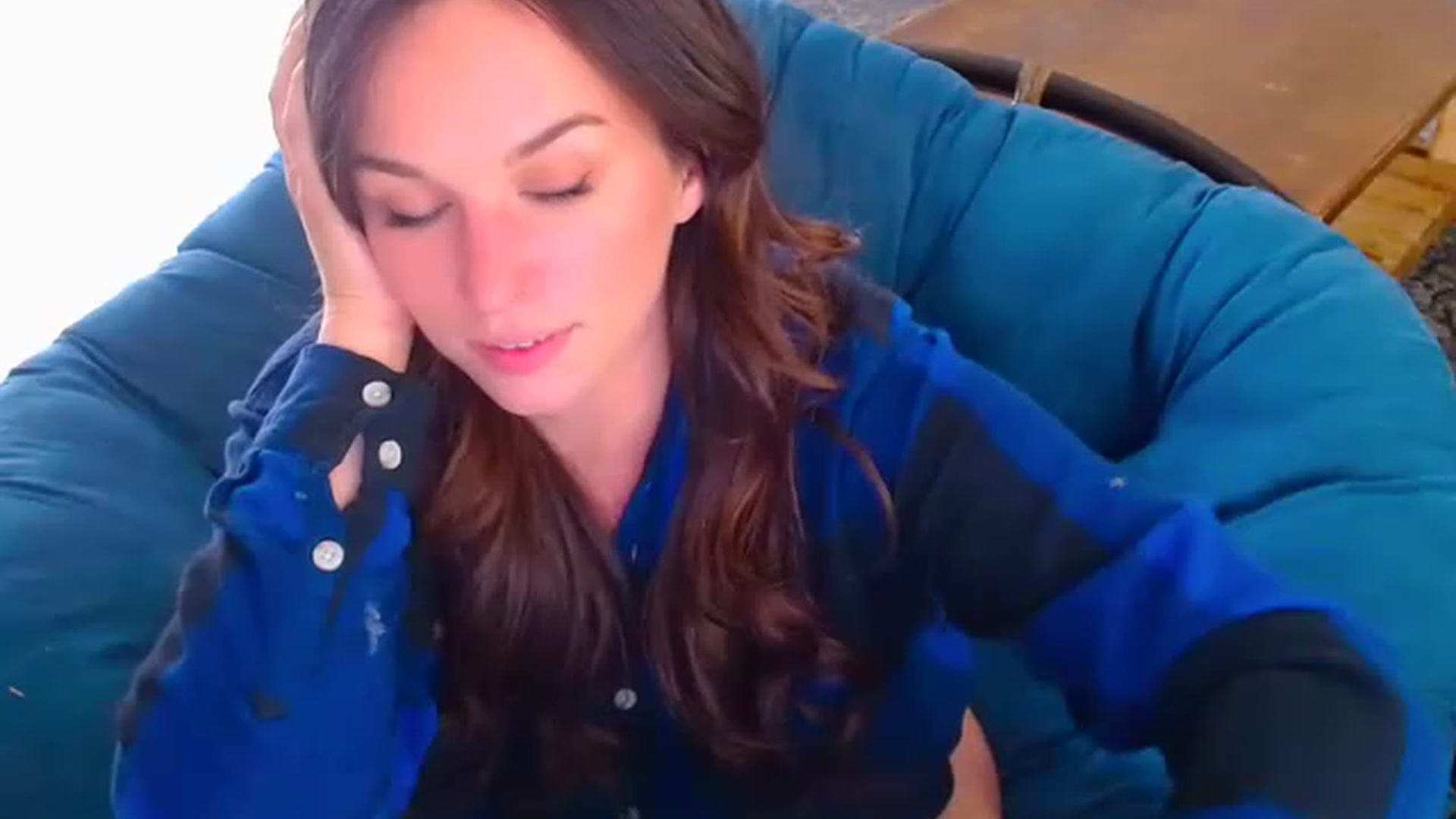 Gallery image thumbnail from adrey_'s myfreecams stream on, 12/18/2022, 23:23 image 14 of 20