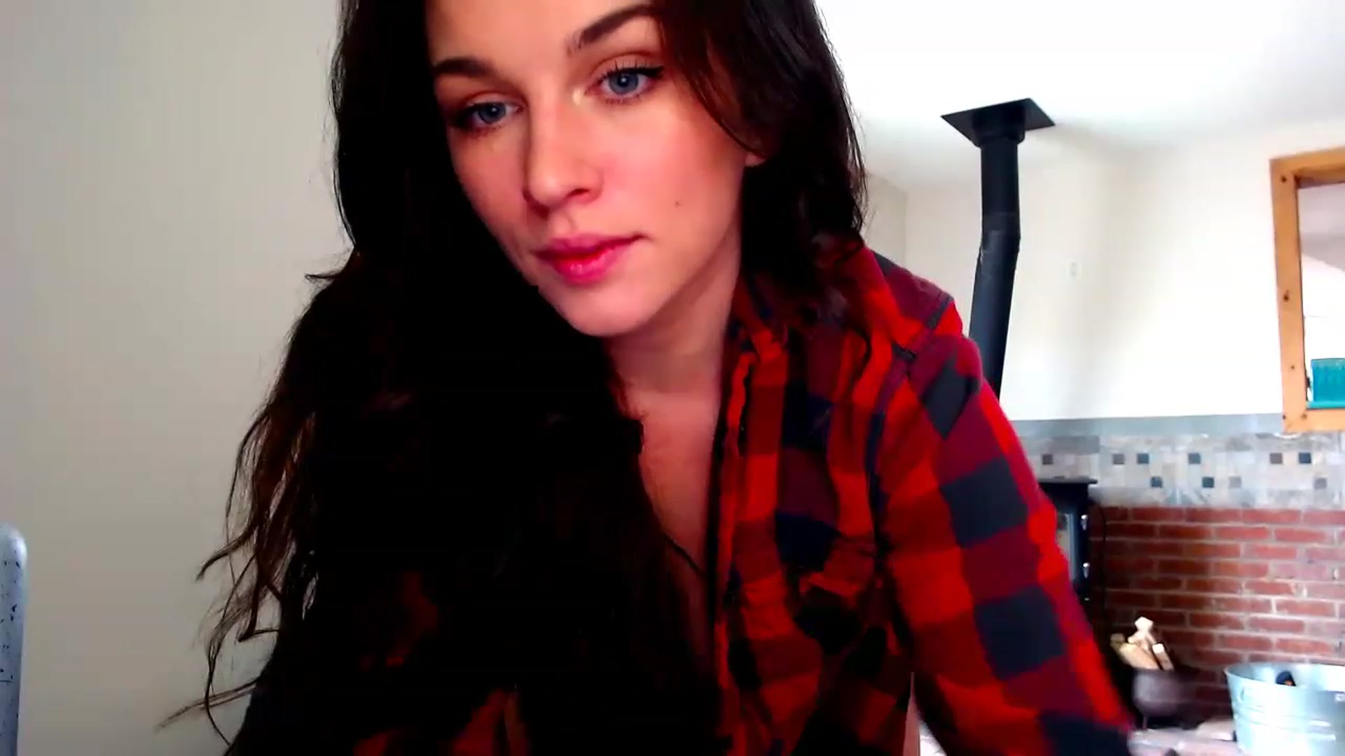 Gallery image thumbnail from adrey_'s myfreecams stream on, 01/01/2023, 20:21 image 6 of 20