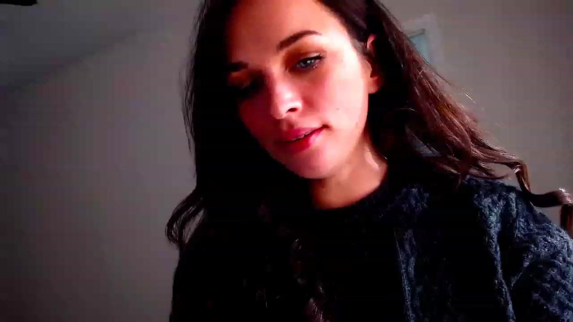 Gallery image thumbnail from adrey_'s myfreecams stream on, 01/03/2023, 22:08 image 14 of 20
