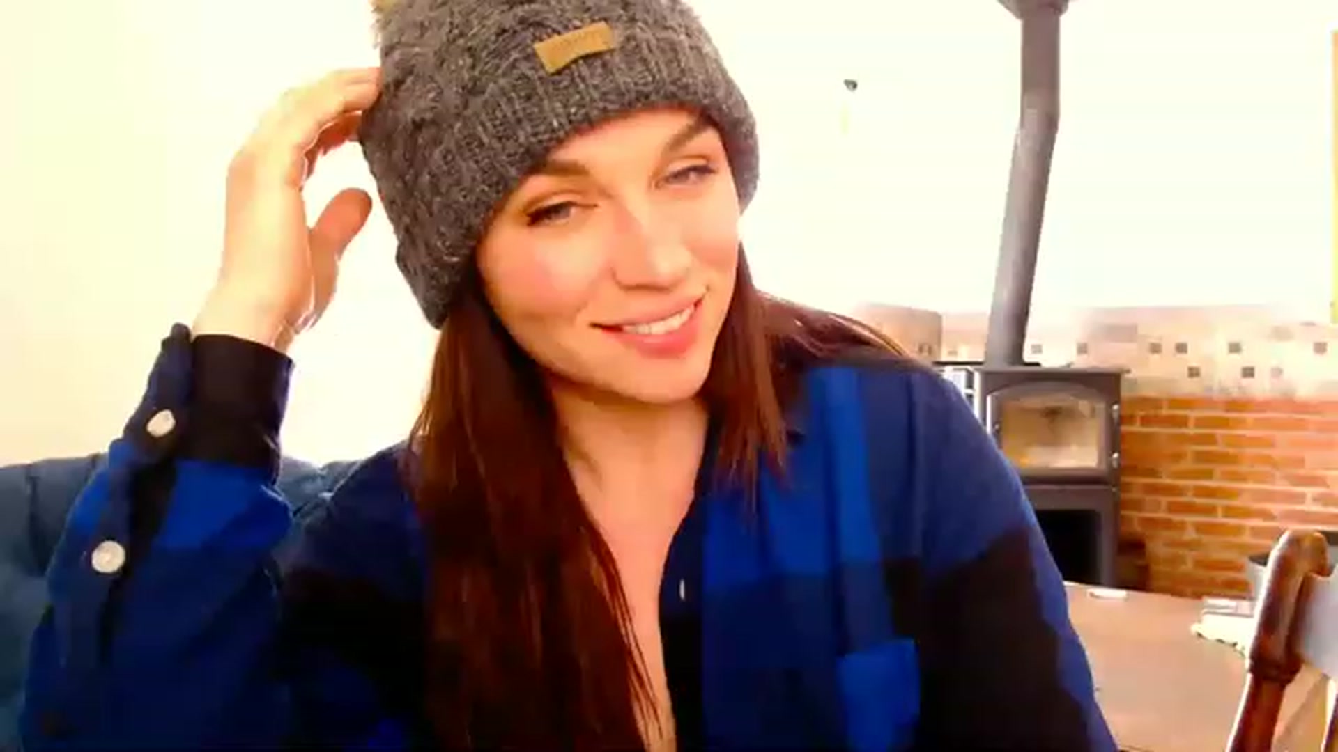 Gallery image thumbnail from adrey_'s myfreecams stream on, 03/08/2023, 22:03 image 16 of 20