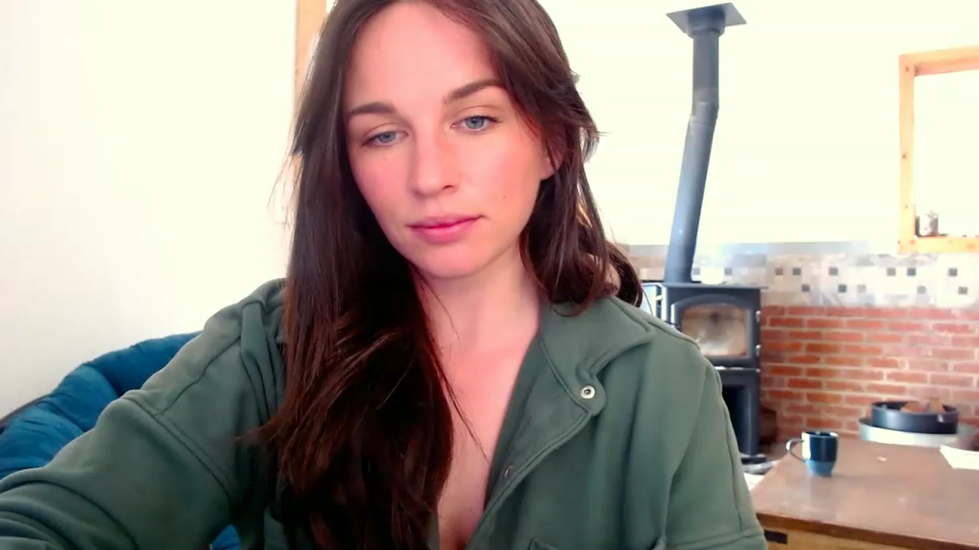 Gallery image thumbnail from adrey_'s myfreecams stream on, 04/19/2023, 21:05 image 15 of 20
