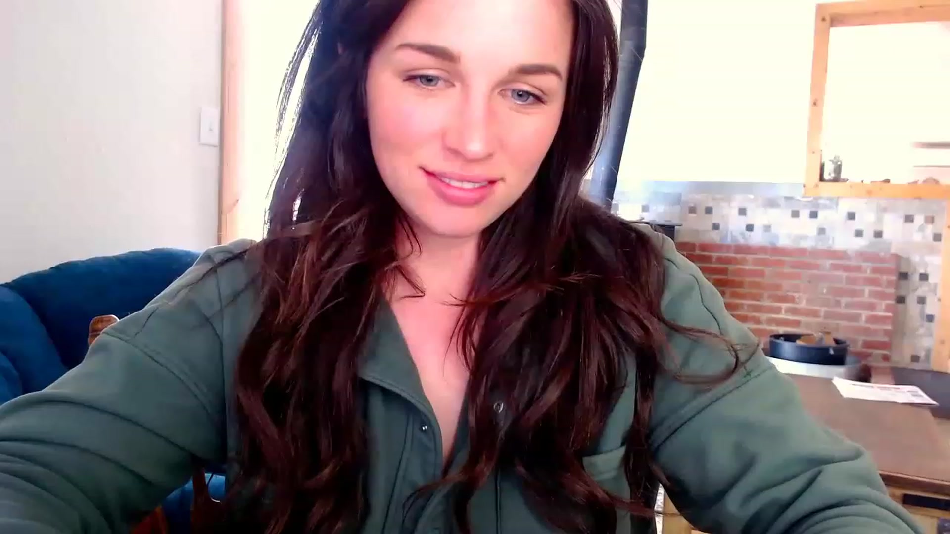 Gallery image thumbnail from adrey_'s myfreecams stream on, 04/19/2023, 21:05 image 3 of 20