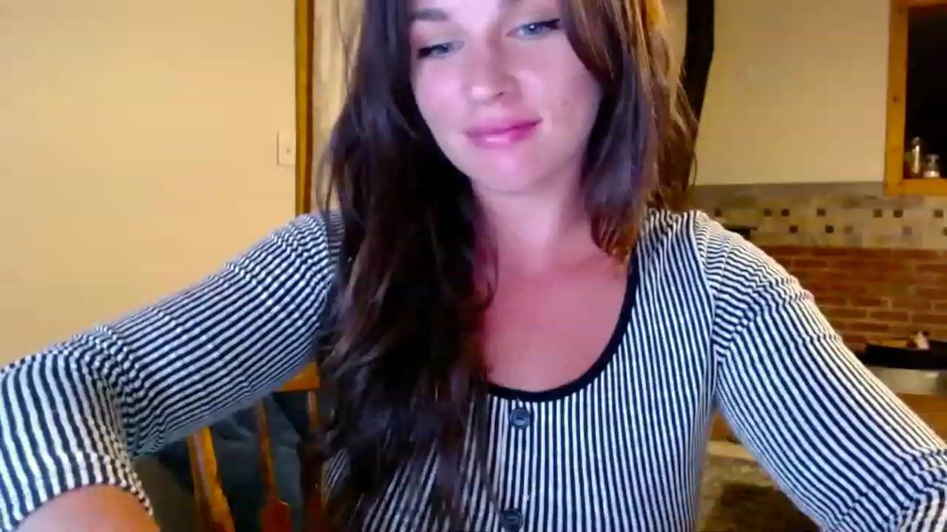Gallery image thumbnail from adrey_'s myfreecams stream on, 07/03/2023, 05:34 image 8 of 20