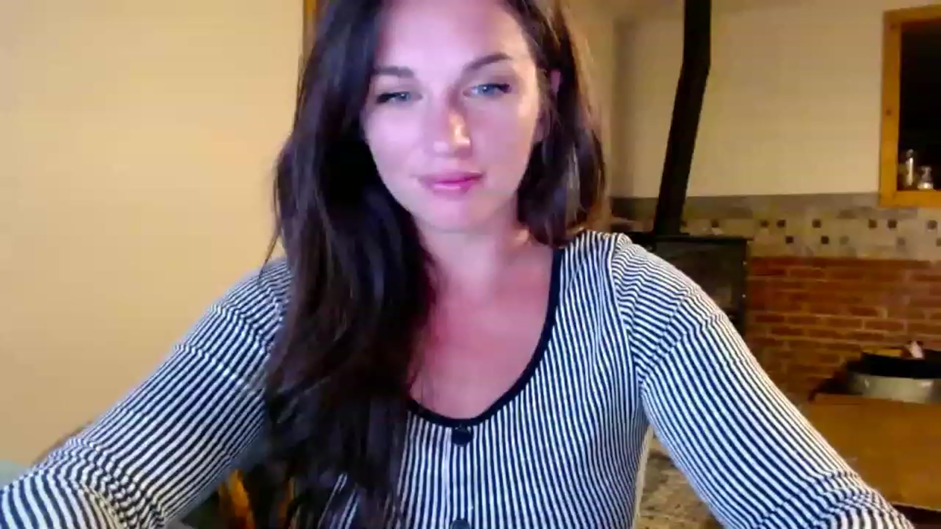 Gallery image thumbnail from adrey_'s myfreecams stream on, 07/03/2023, 05:34 image 11 of 20