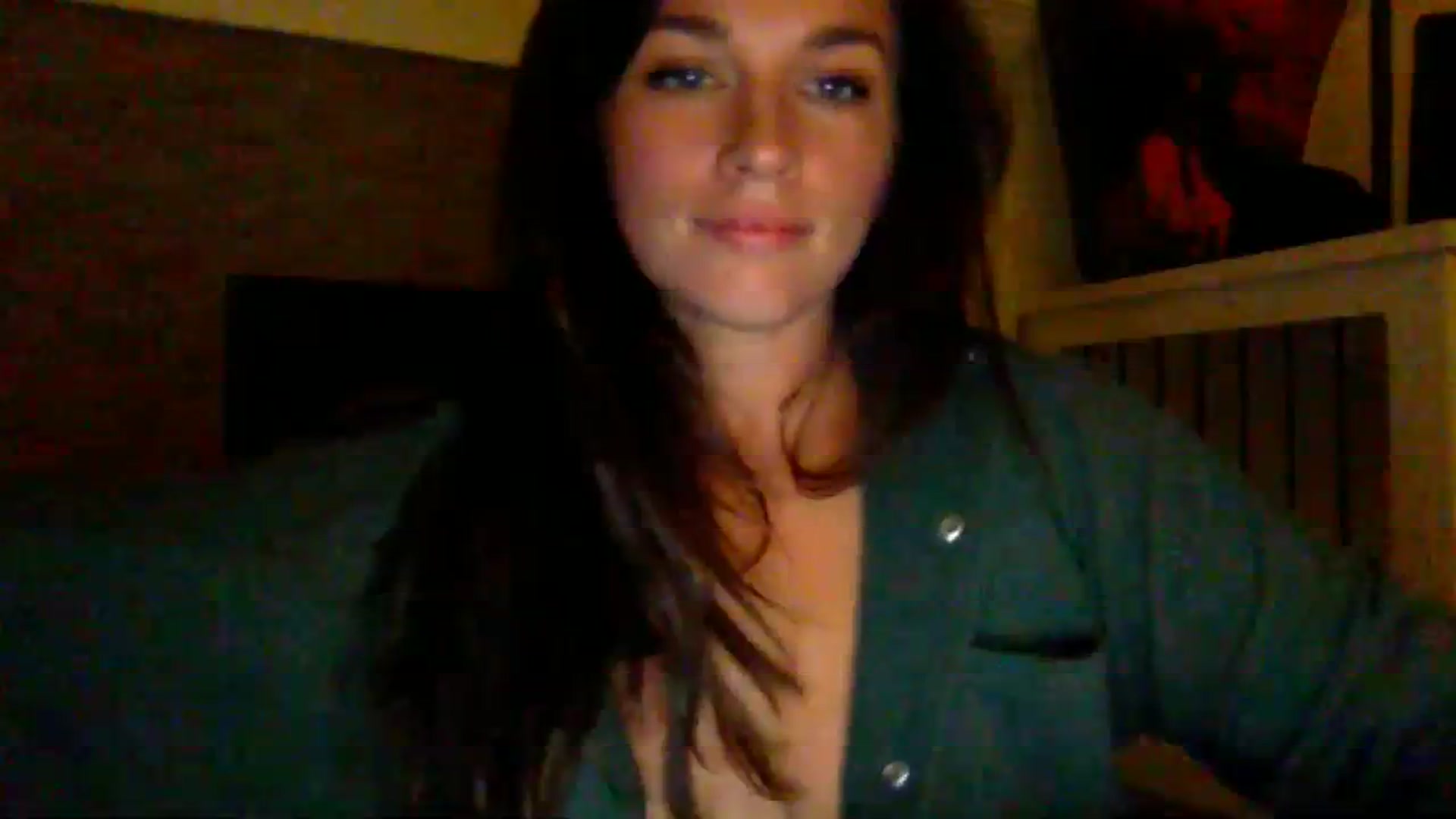 Gallery image thumbnail from adrey_'s myfreecams stream on, 10/04/2023, 04:19 image 15 of 20