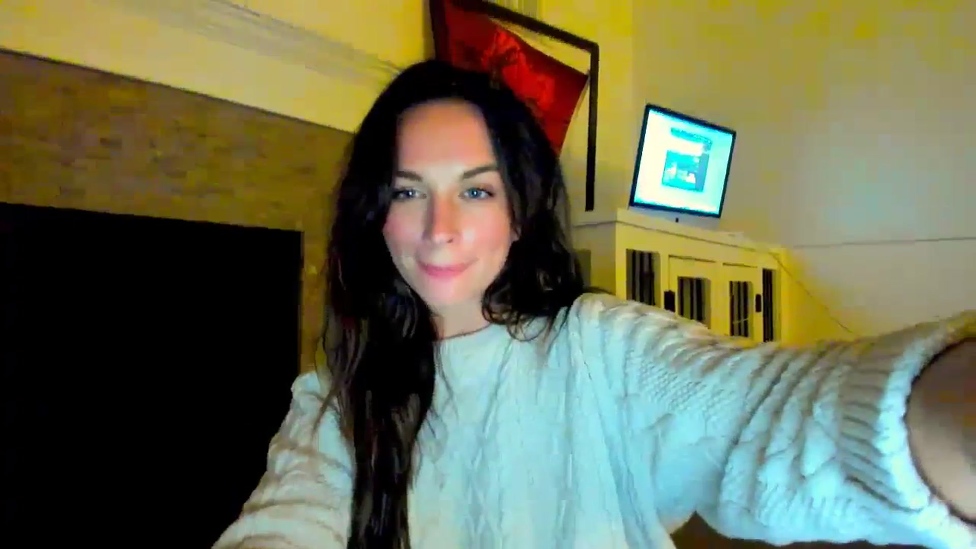Gallery image thumbnail from adrey_'s myfreecams stream on, 10/07/2023, 03:57 image 15 of 20