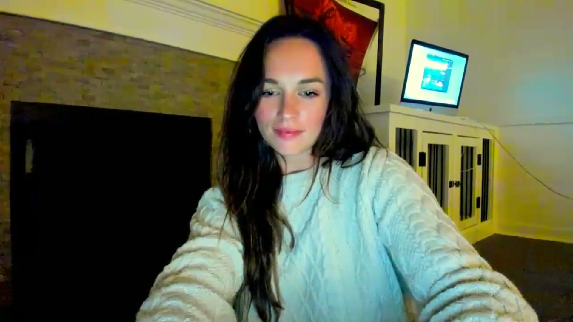 Gallery image thumbnail from adrey_'s myfreecams stream on, 10/07/2023, 03:57 image 10 of 20