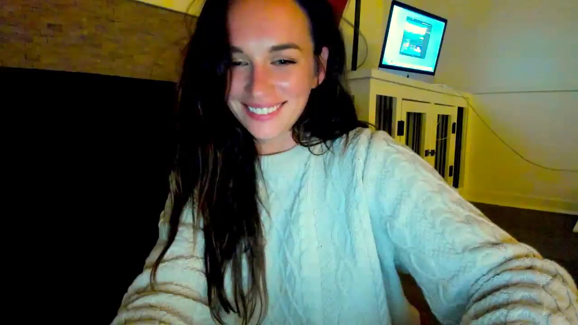 Gallery image thumbnail from adrey_'s myfreecams stream on, 10/07/2023, 03:57 image 12 of 20