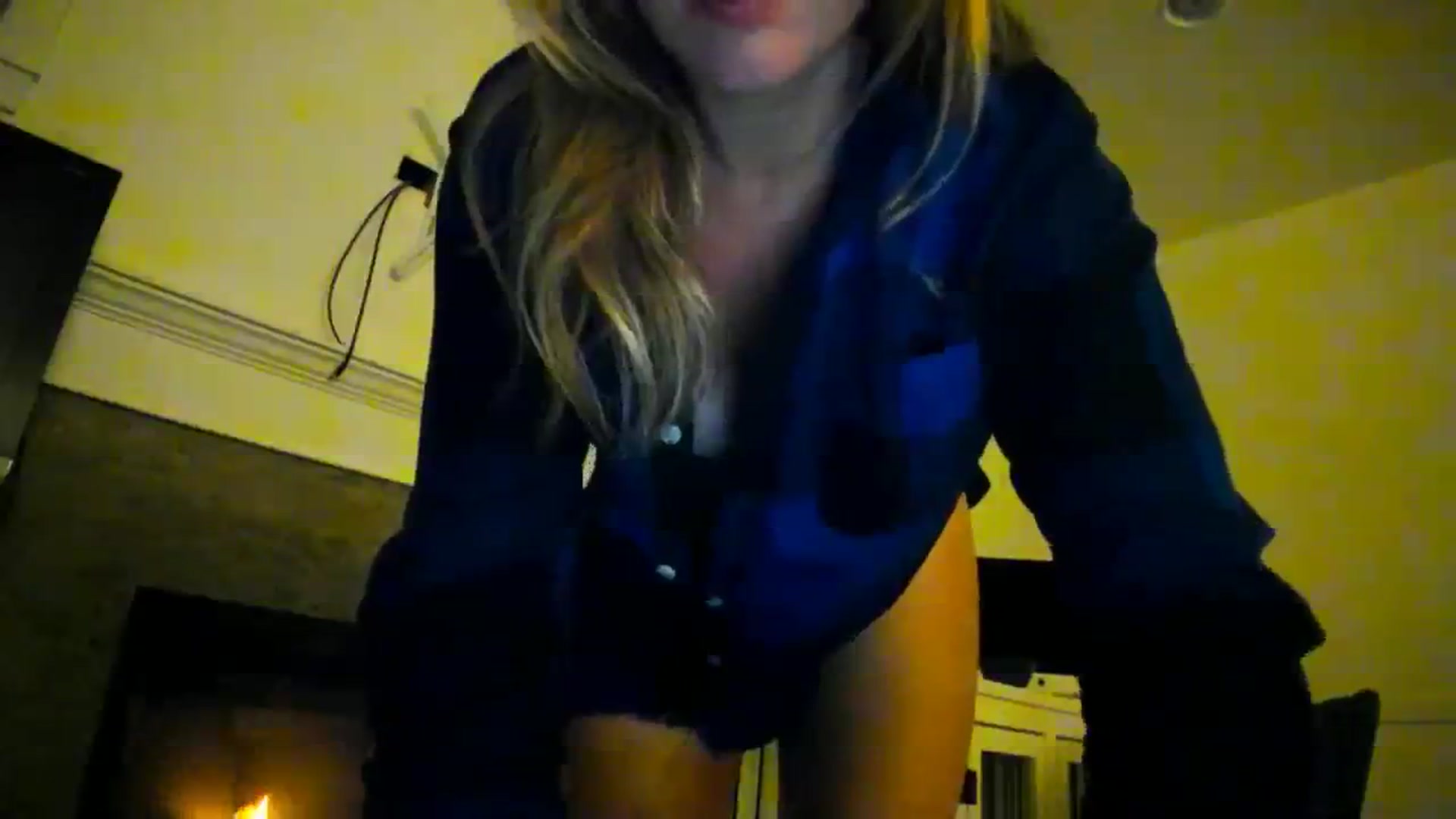 Gallery image thumbnail from adrey_'s myfreecams stream on, 11/20/2023, 05:24 image 2 of 20
