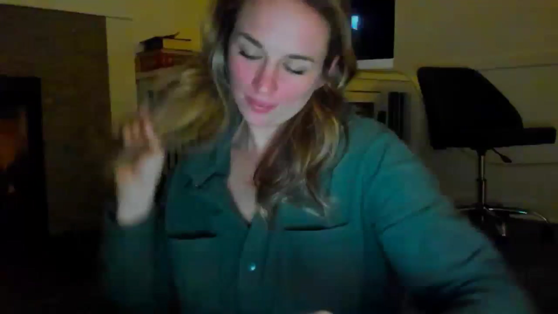 Gallery image thumbnail from adrey_'s myfreecams stream on, 11/28/2023, 10:59 image 18 of 20