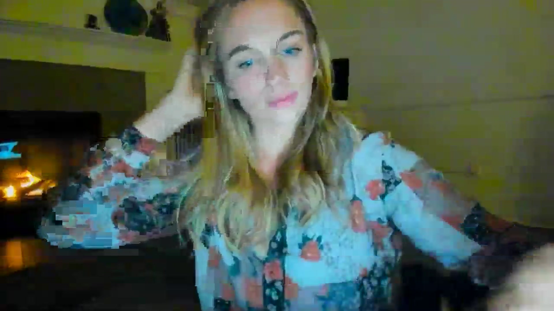 Gallery image thumbnail from adrey_'s myfreecams stream on, 11/30/2023, 04:45 image 5 of 20