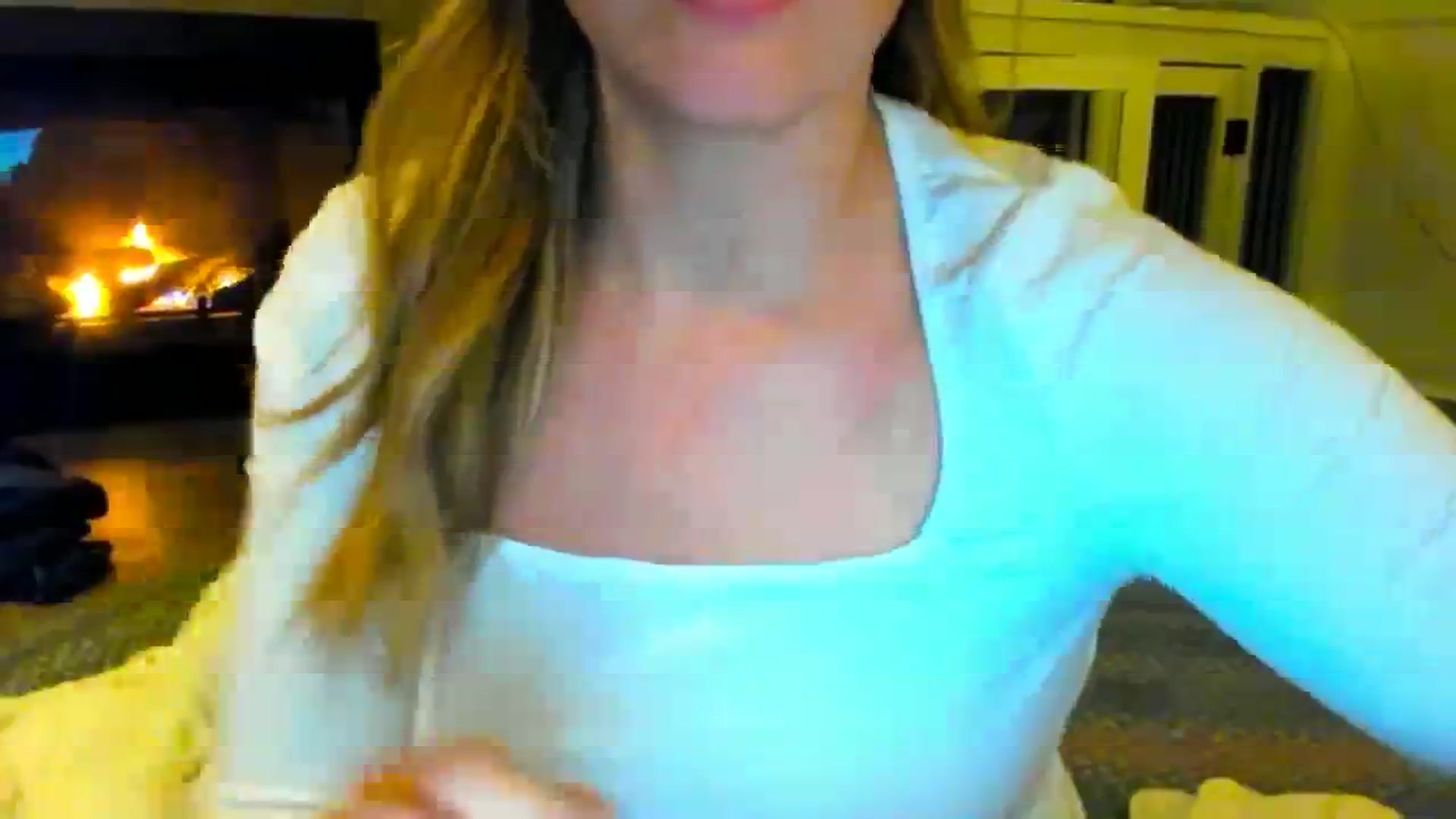Gallery image thumbnail from adrey_'s myfreecams stream on, 12/04/2023, 05:11 image 20 of 20