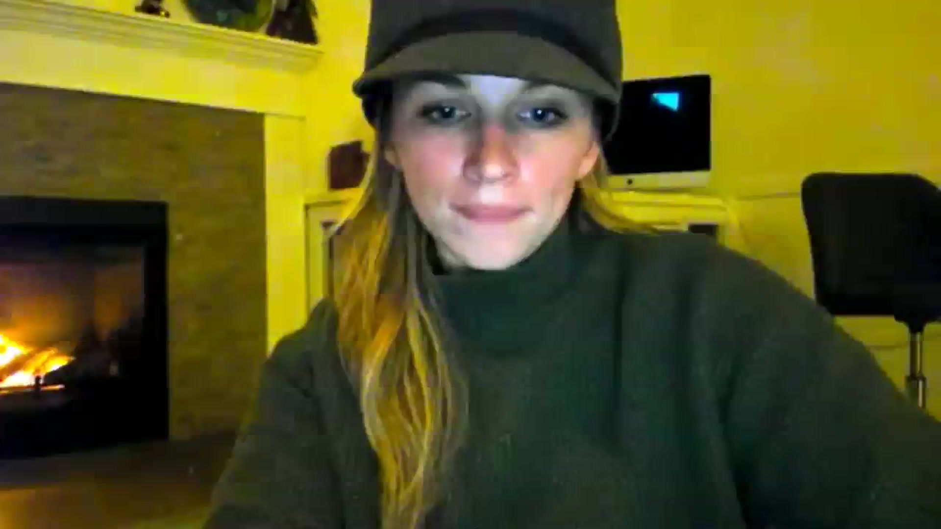Gallery image thumbnail from adrey_'s myfreecams stream on, 12/04/2023, 05:47 image 13 of 20