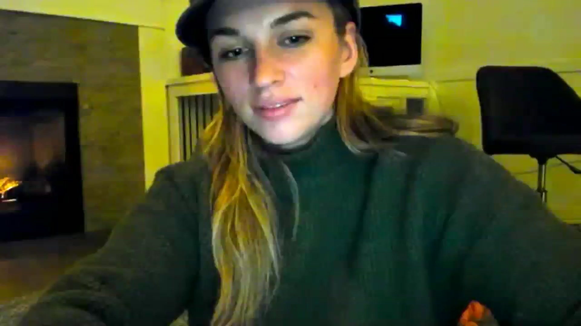Gallery image thumbnail from adrey_'s myfreecams stream on, 12/04/2023, 05:47 image 20 of 20