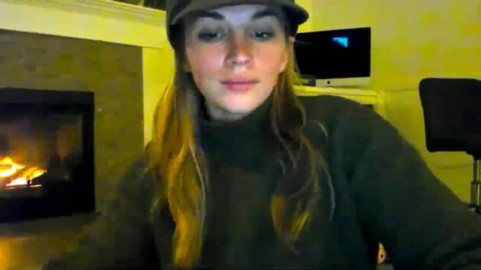 Gallery image thumbnail from adrey_'s myfreecams stream on, 12/04/2023, 06:38 image 19 of 20