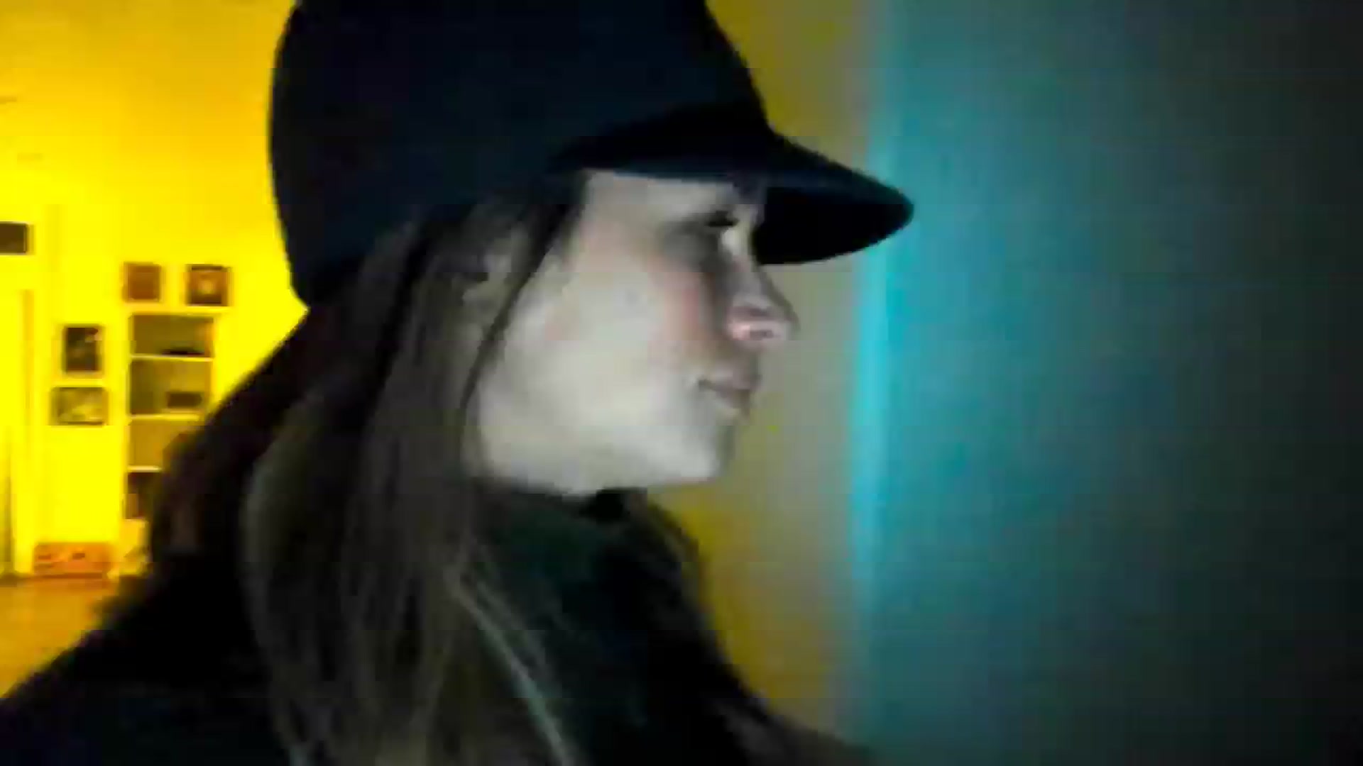 Gallery image thumbnail from adrey_'s myfreecams stream on, 12/04/2023, 06:38 image 12 of 20