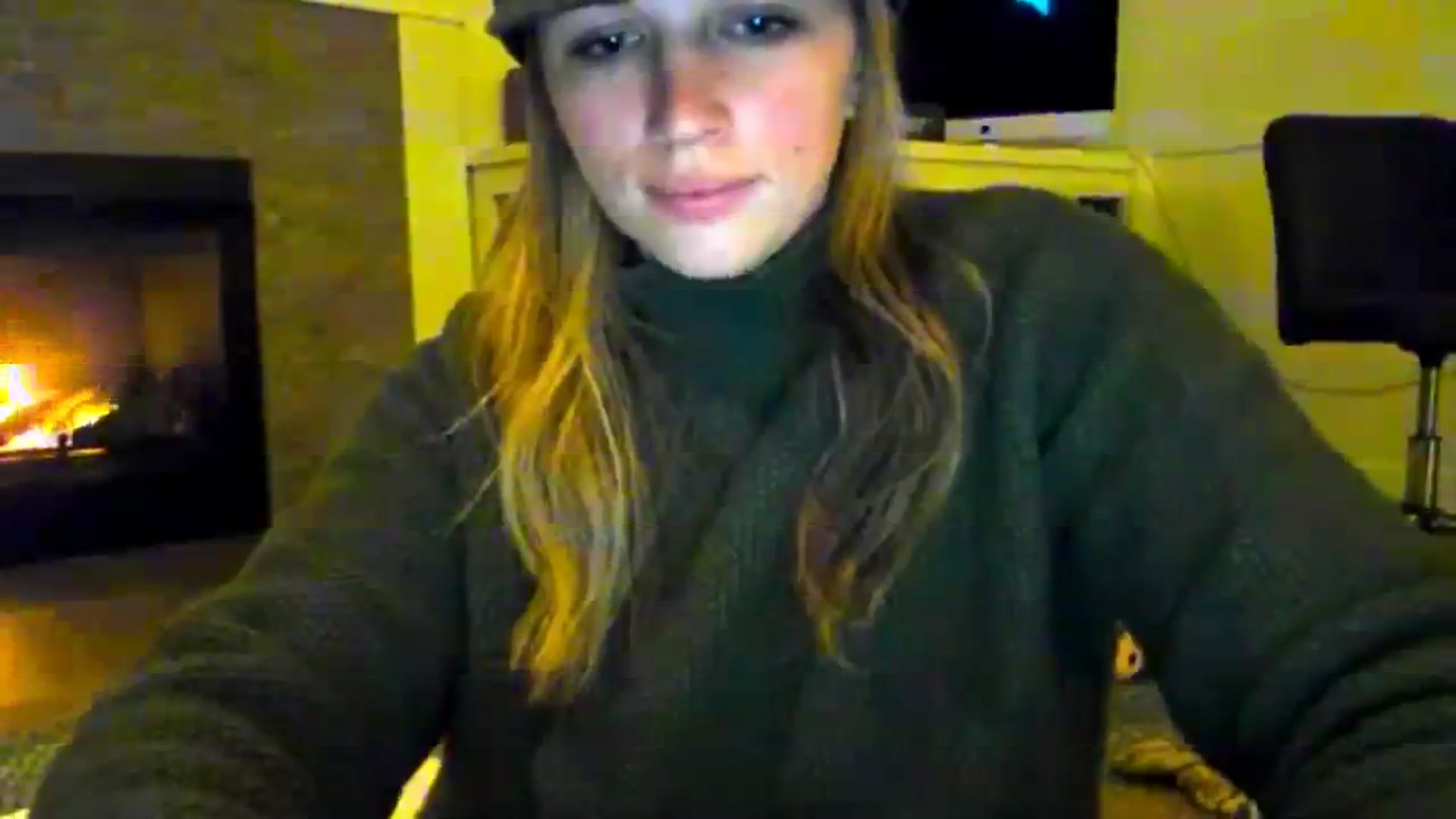 Gallery image thumbnail from adrey_'s myfreecams stream on, 12/04/2023, 06:38 image 11 of 20