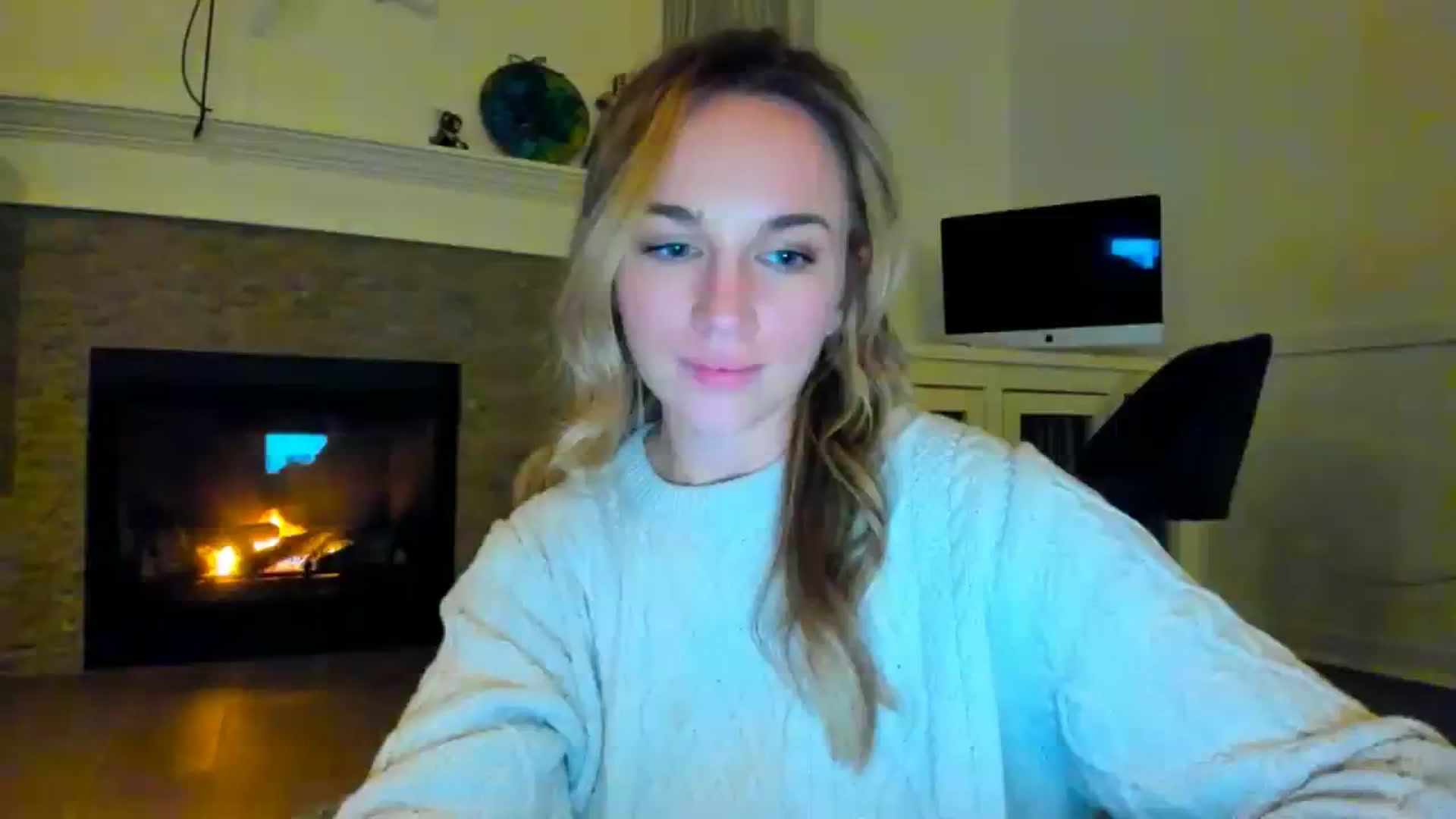 Gallery image thumbnail from adrey_'s myfreecams stream on, 12/11/2023, 04:05 image 8 of 20