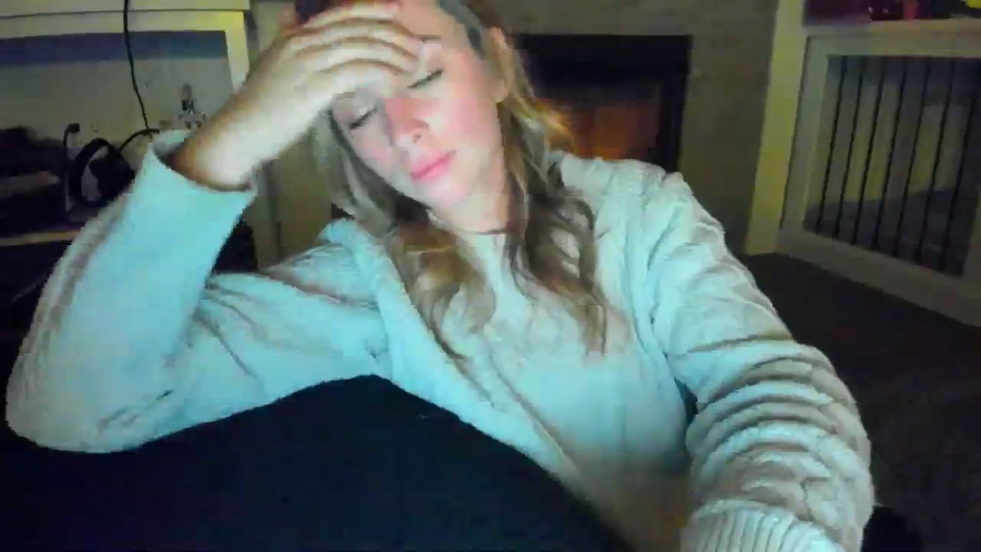Gallery image thumbnail from adrey_'s myfreecams stream on, 12/11/2023, 05:53 image 9 of 20