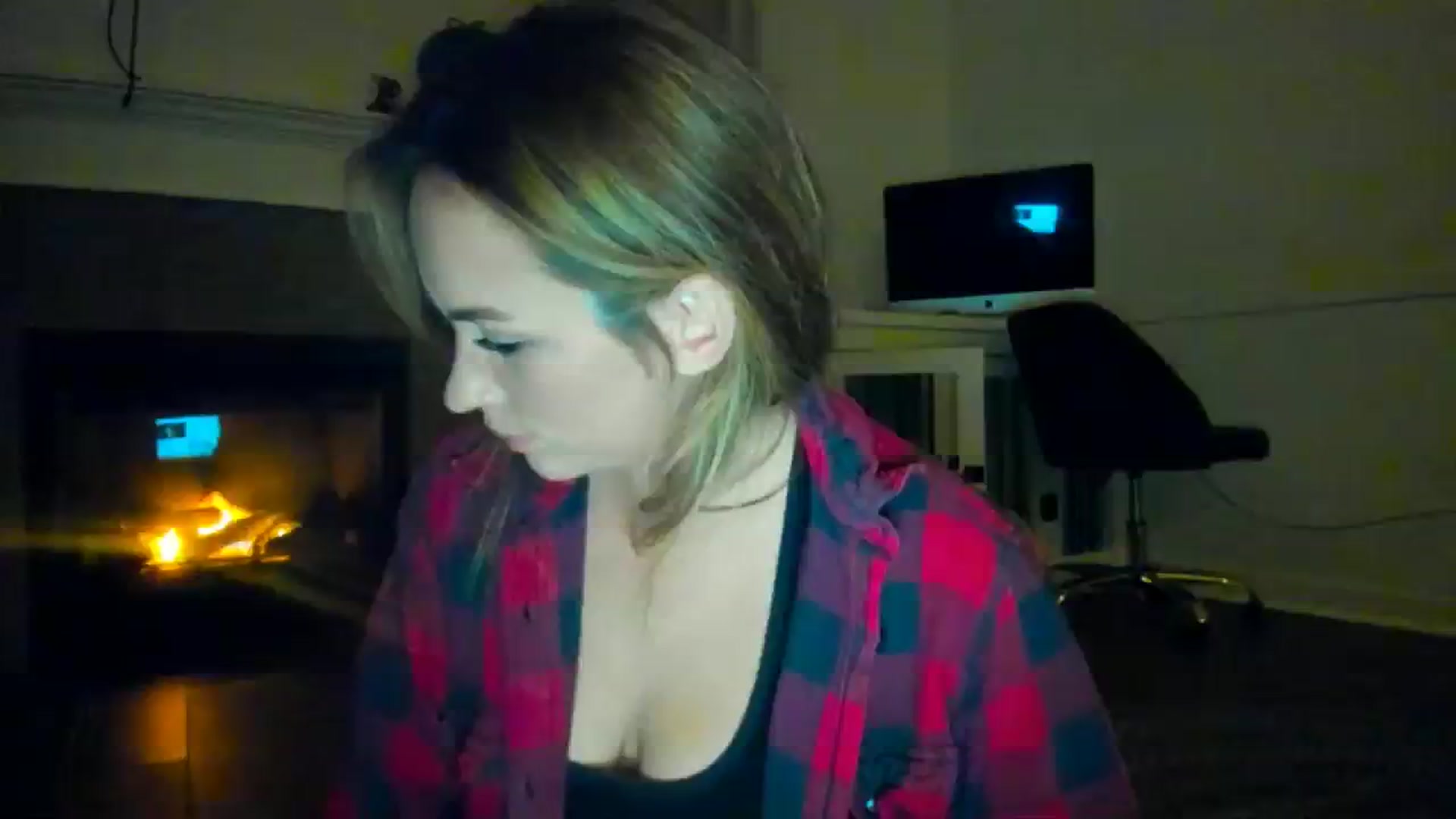 Gallery image thumbnail from adrey_'s myfreecams stream on, 12/14/2023, 05:09 image 1 of 20