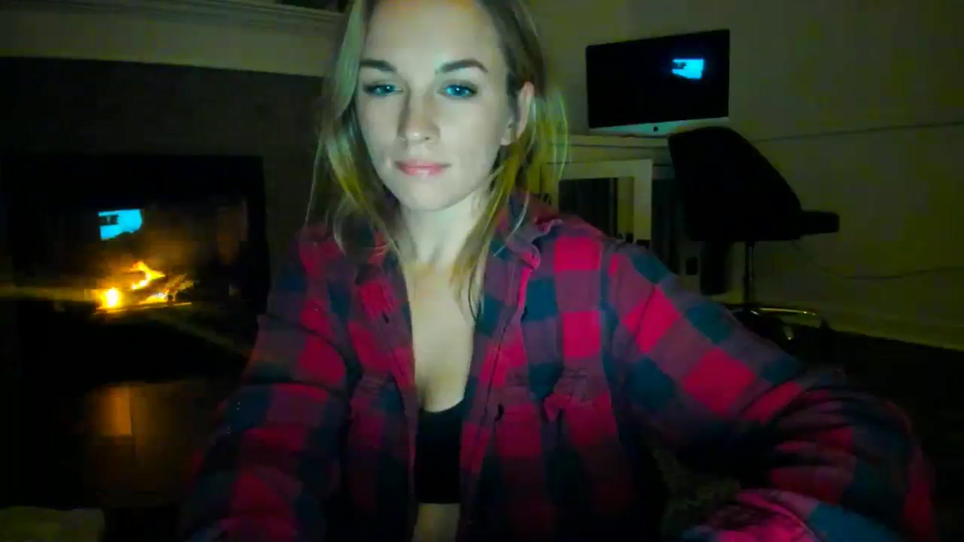 Gallery image thumbnail from adrey_'s myfreecams stream on, 12/14/2023, 05:09 image 10 of 20