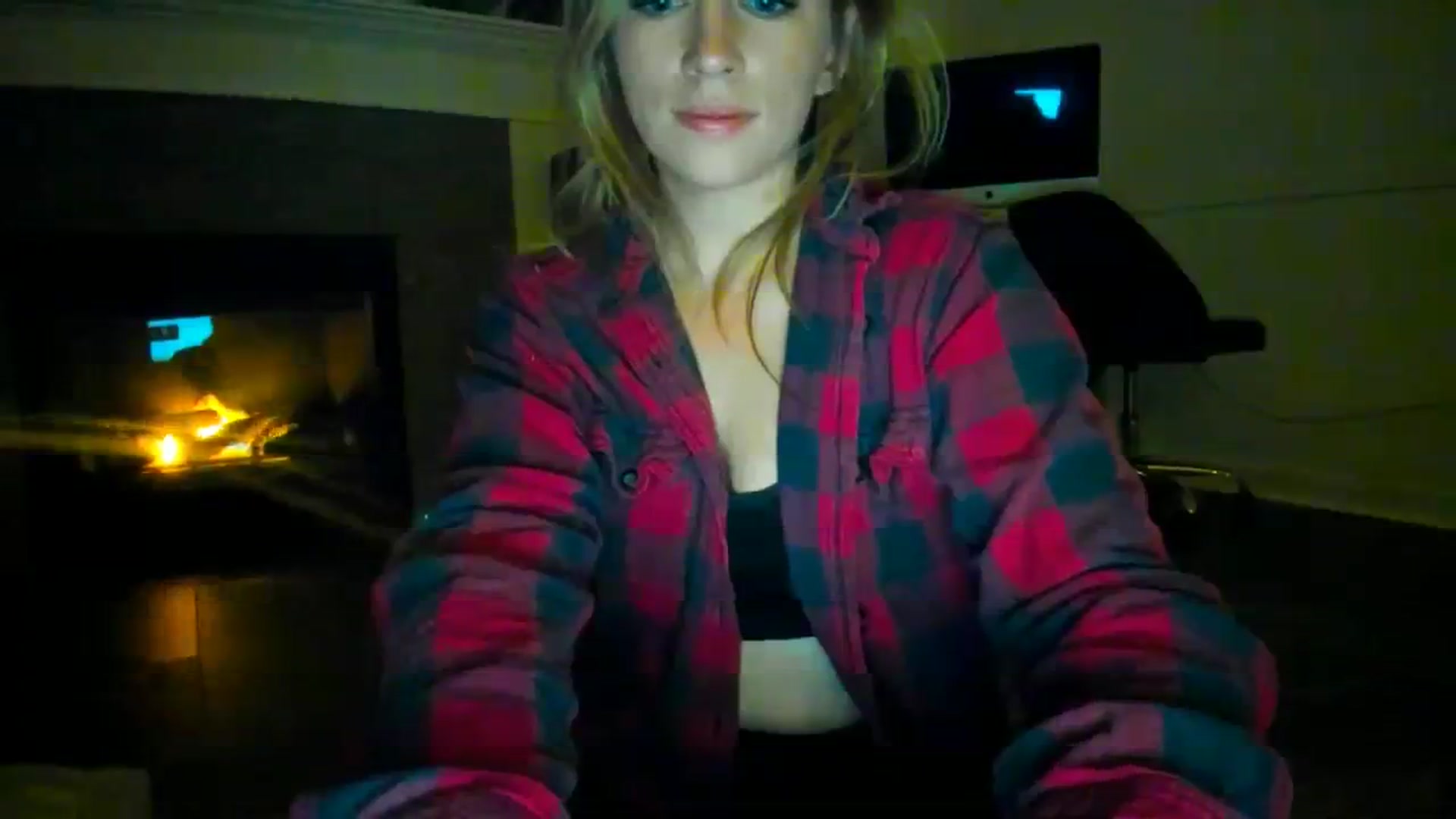 Gallery image thumbnail from adrey_'s myfreecams stream on, 12/14/2023, 05:09 image 12 of 20