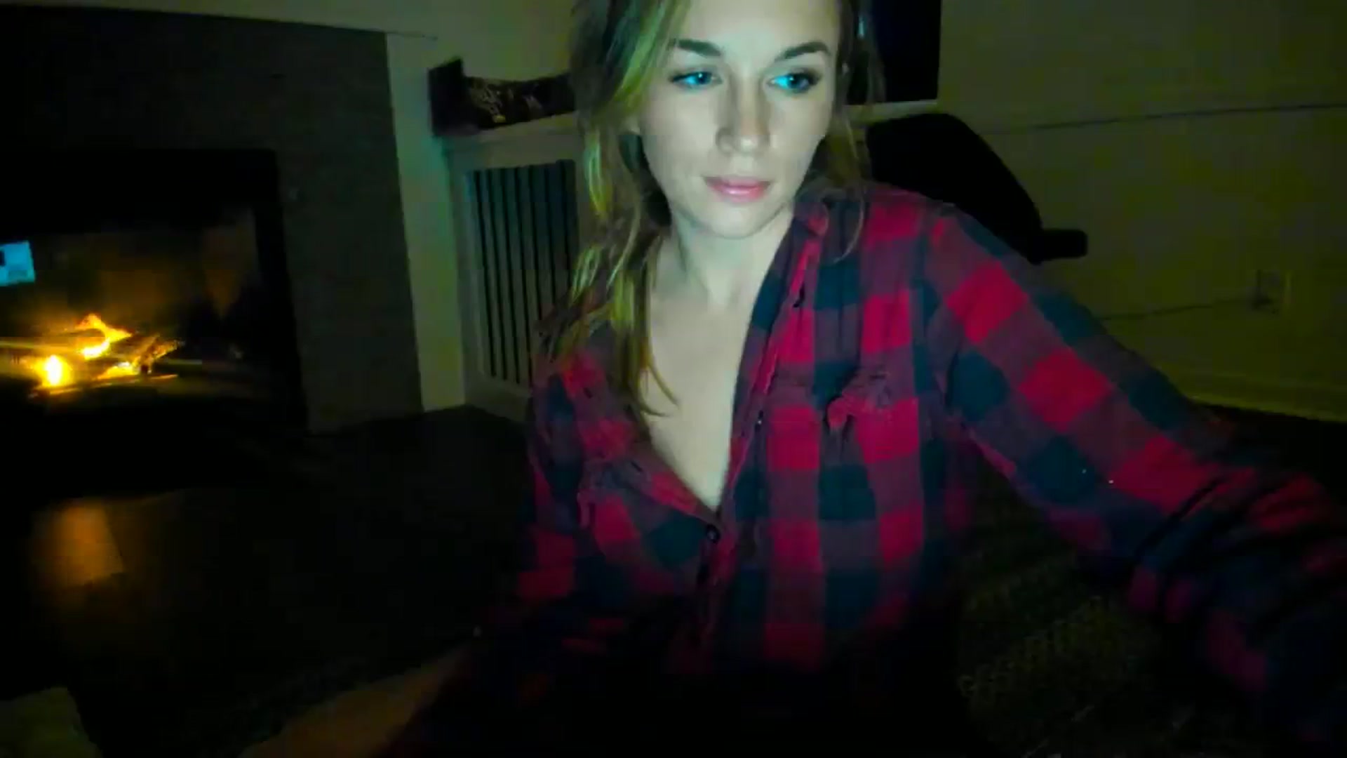Gallery image thumbnail from adrey_'s myfreecams stream on, 12/14/2023, 05:57 image 10 of 20