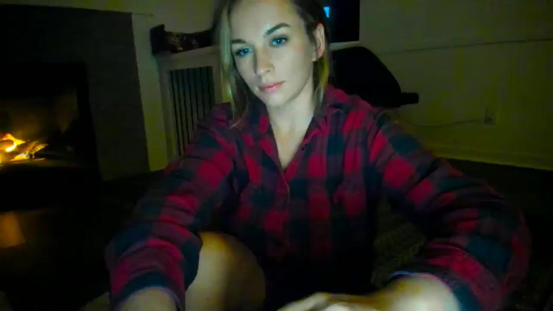 Gallery image thumbnail from adrey_'s myfreecams stream on, 12/14/2023, 05:57 image 13 of 20