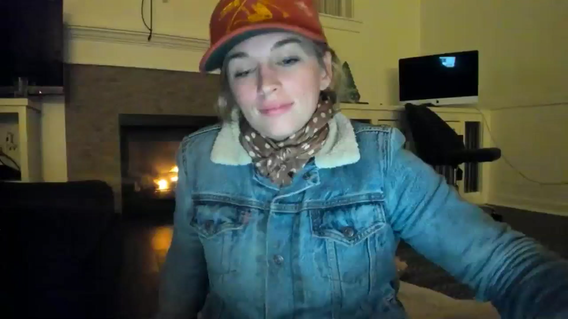 Gallery image thumbnail from adrey_'s myfreecams stream on, 12/17/2023, 04:09 image 3 of 20