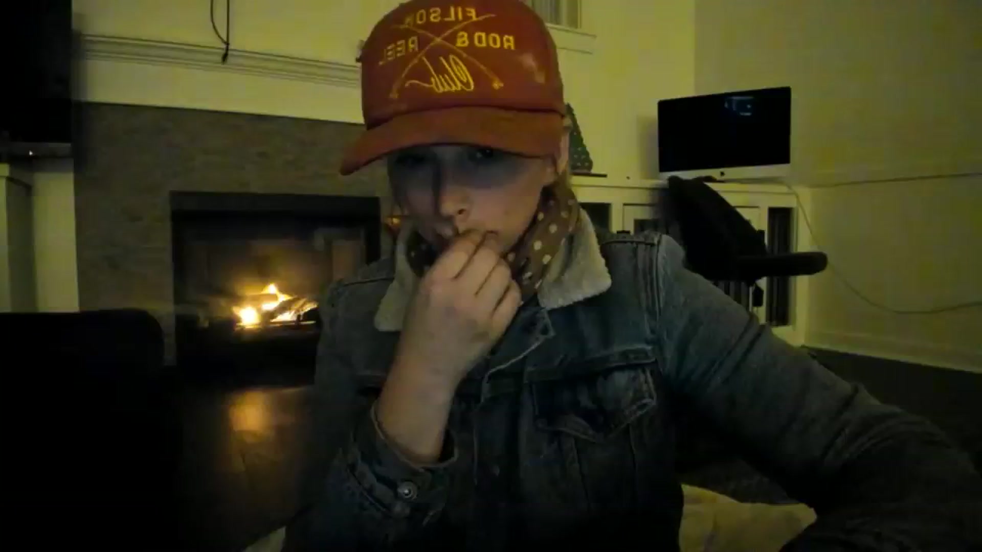 Gallery image thumbnail from adrey_'s myfreecams stream on, 12/17/2023, 04:31 image 1 of 20