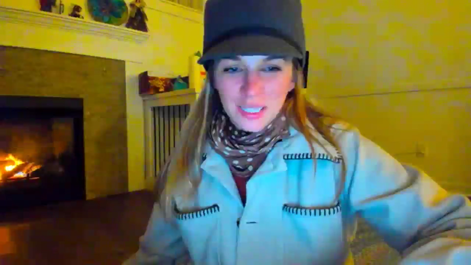 Gallery image thumbnail from adrey_'s myfreecams stream on, 12/23/2023, 05:56 image 12 of 20