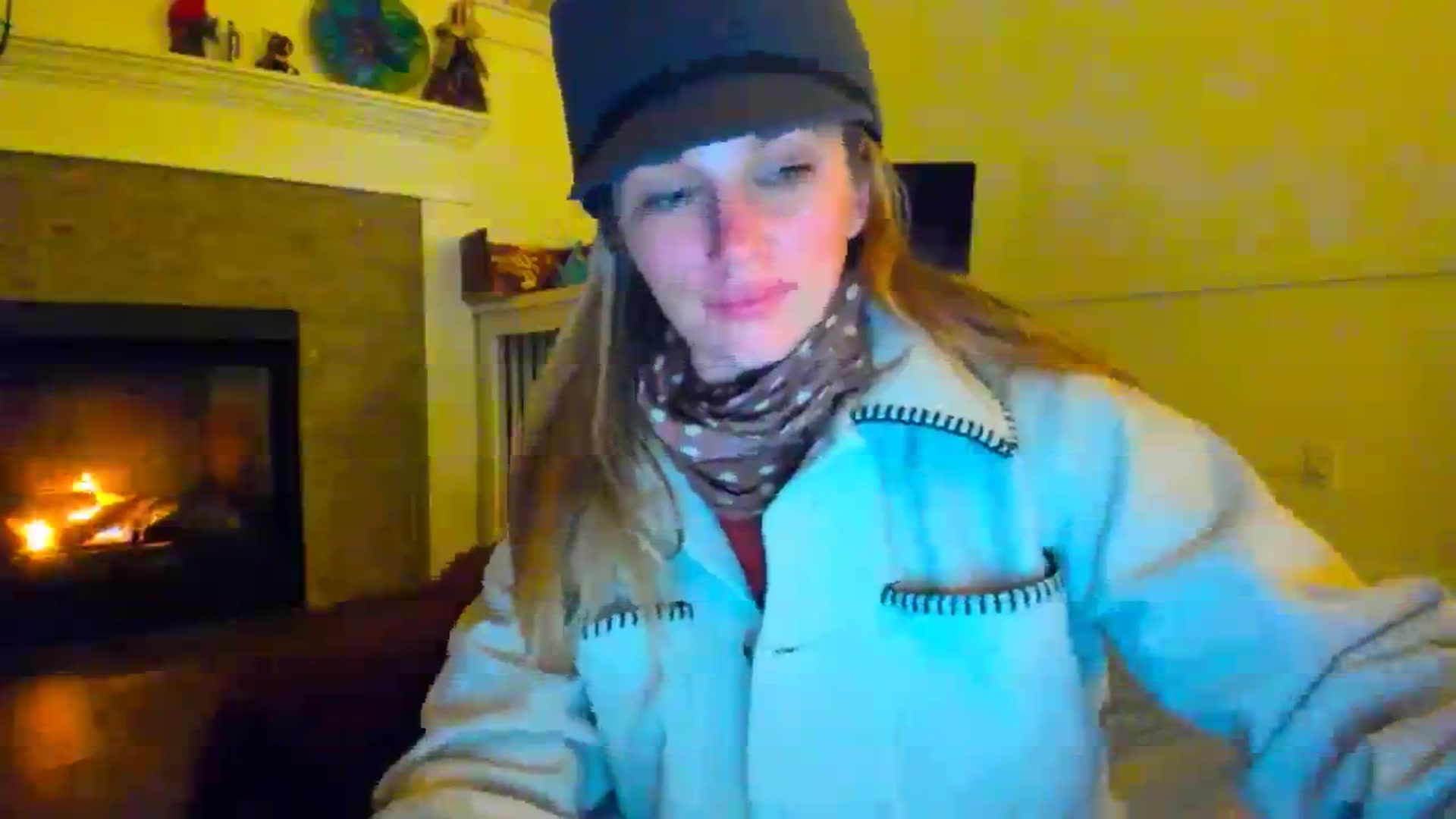 Gallery image thumbnail from adrey_'s myfreecams stream on, 12/23/2023, 05:56 image 7 of 20
