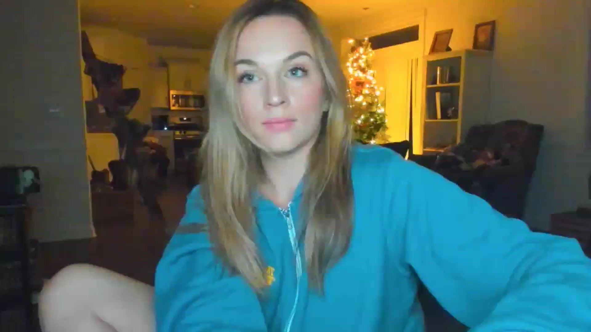 Gallery image thumbnail from adrey_'s myfreecams stream on, 12/24/2023, 04:33 image 2 of 20