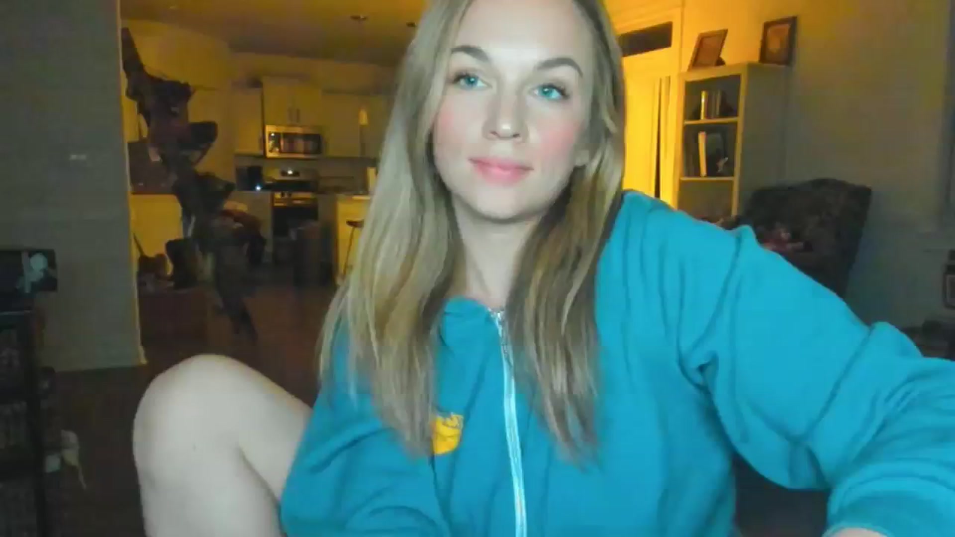 Gallery image thumbnail from adrey_'s myfreecams stream on, 12/24/2023, 04:33 image 9 of 20