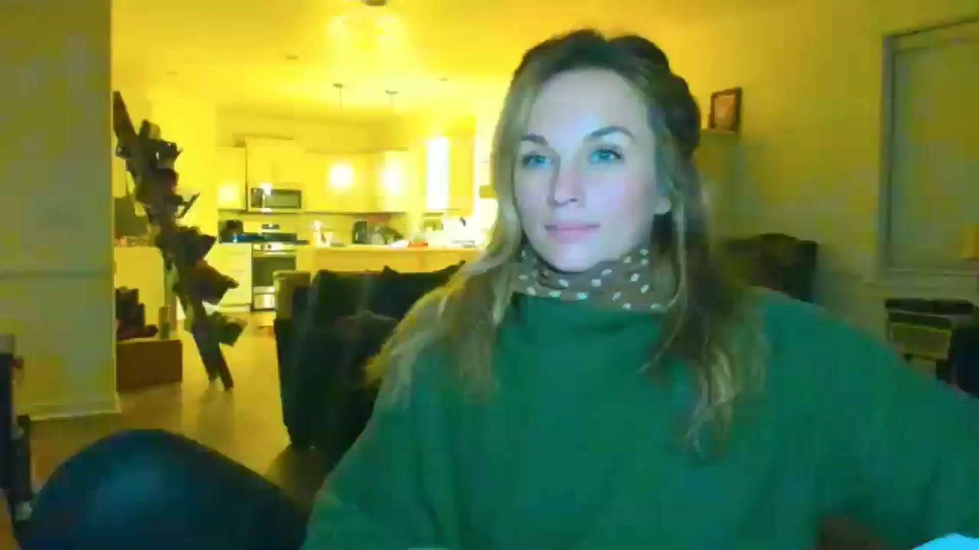 Gallery image thumbnail from adrey_'s myfreecams stream on, 12/26/2023, 04:25 image 12 of 20