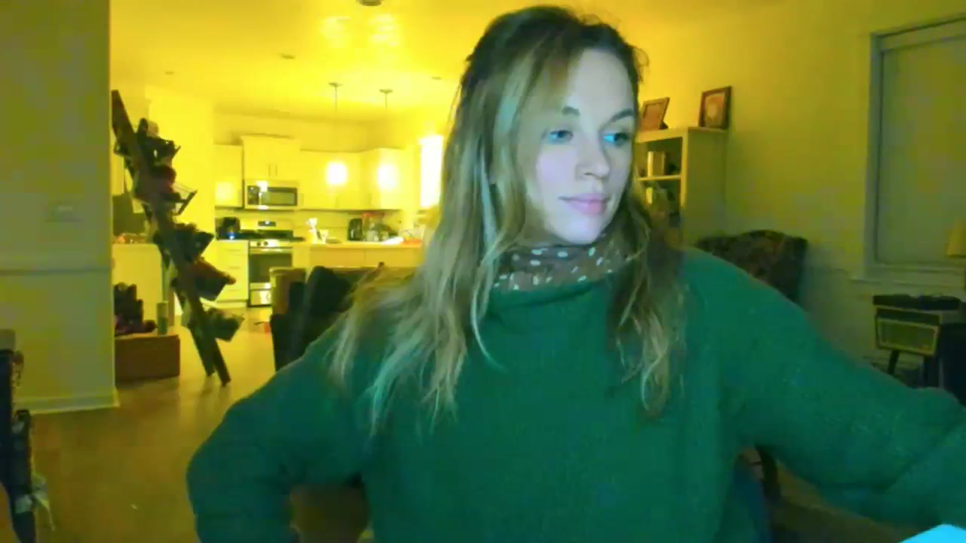 Gallery image thumbnail from adrey_'s myfreecams stream on, 12/26/2023, 04:25 image 17 of 20