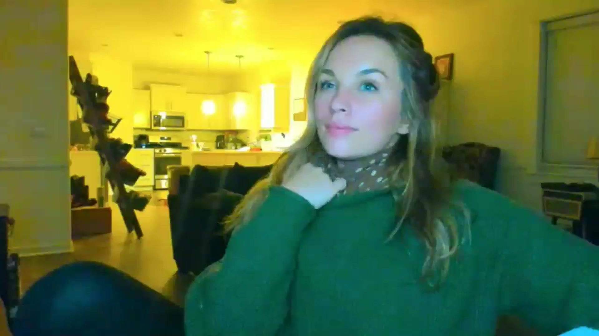 Gallery image thumbnail from adrey_'s myfreecams stream on, 12/26/2023, 04:25 image 13 of 20