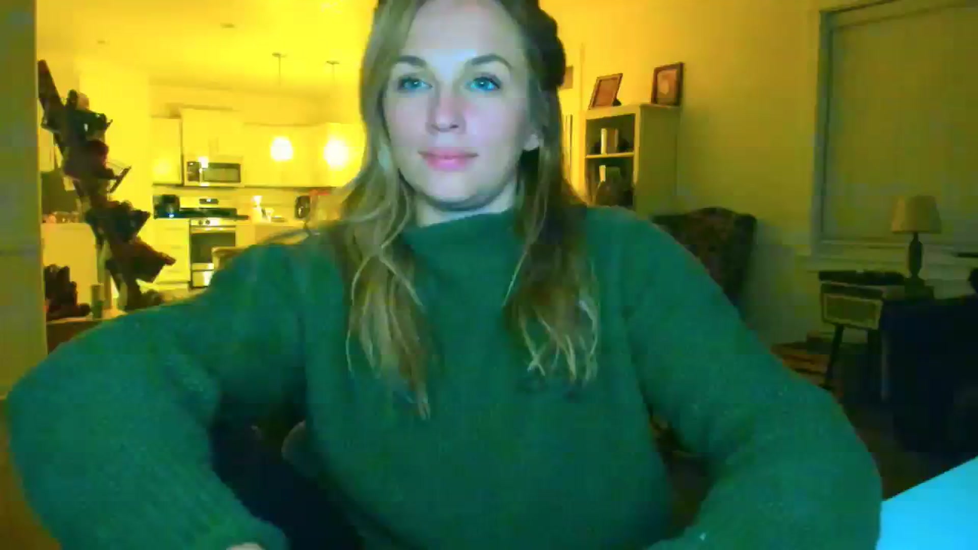Gallery image thumbnail from adrey_'s myfreecams stream on, 12/26/2023, 05:49 image 17 of 20