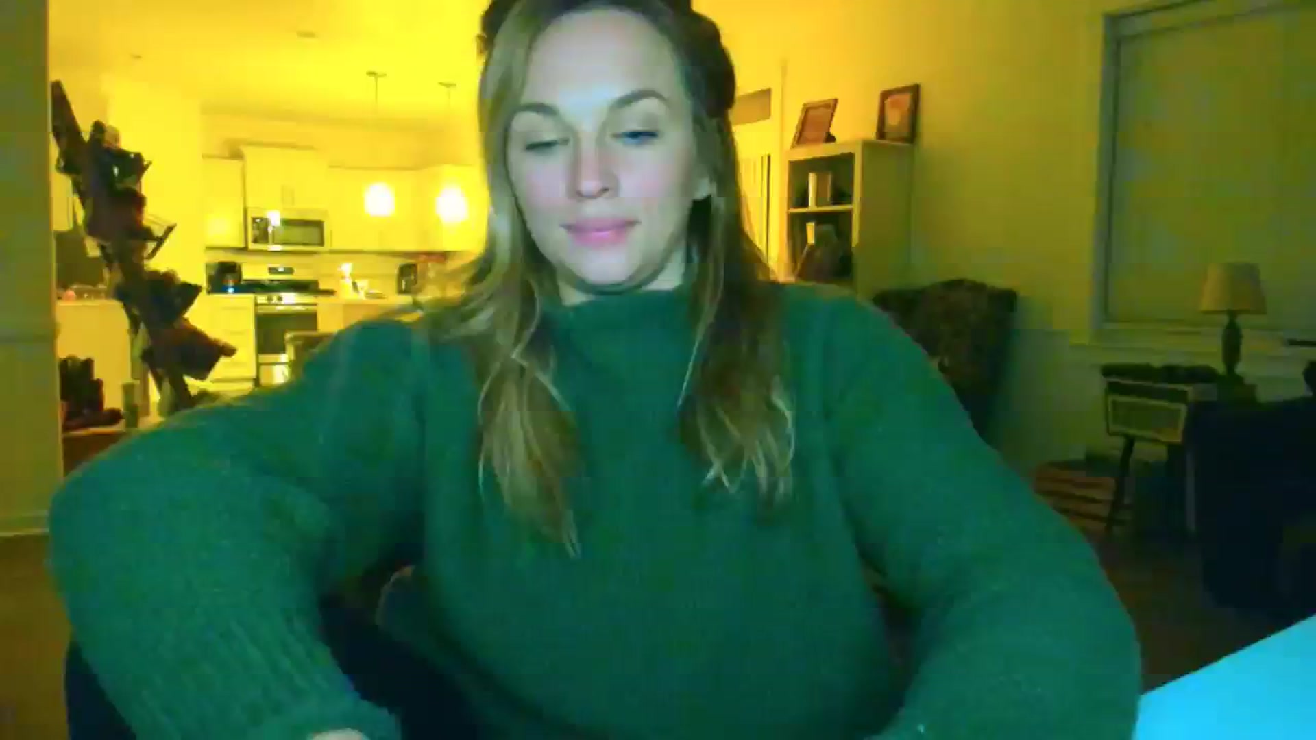 Gallery image thumbnail from adrey_'s myfreecams stream on, 12/26/2023, 05:49 image 19 of 20
