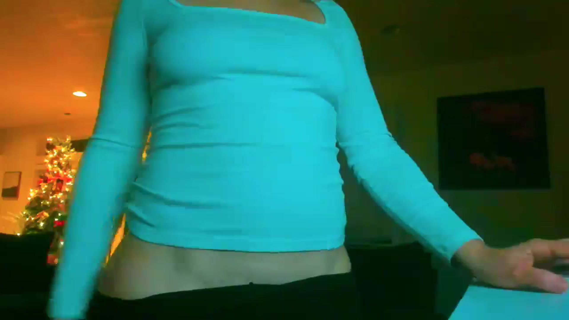 Gallery image thumbnail from adrey_'s myfreecams stream on, 12/28/2023, 04:19 image 7 of 20