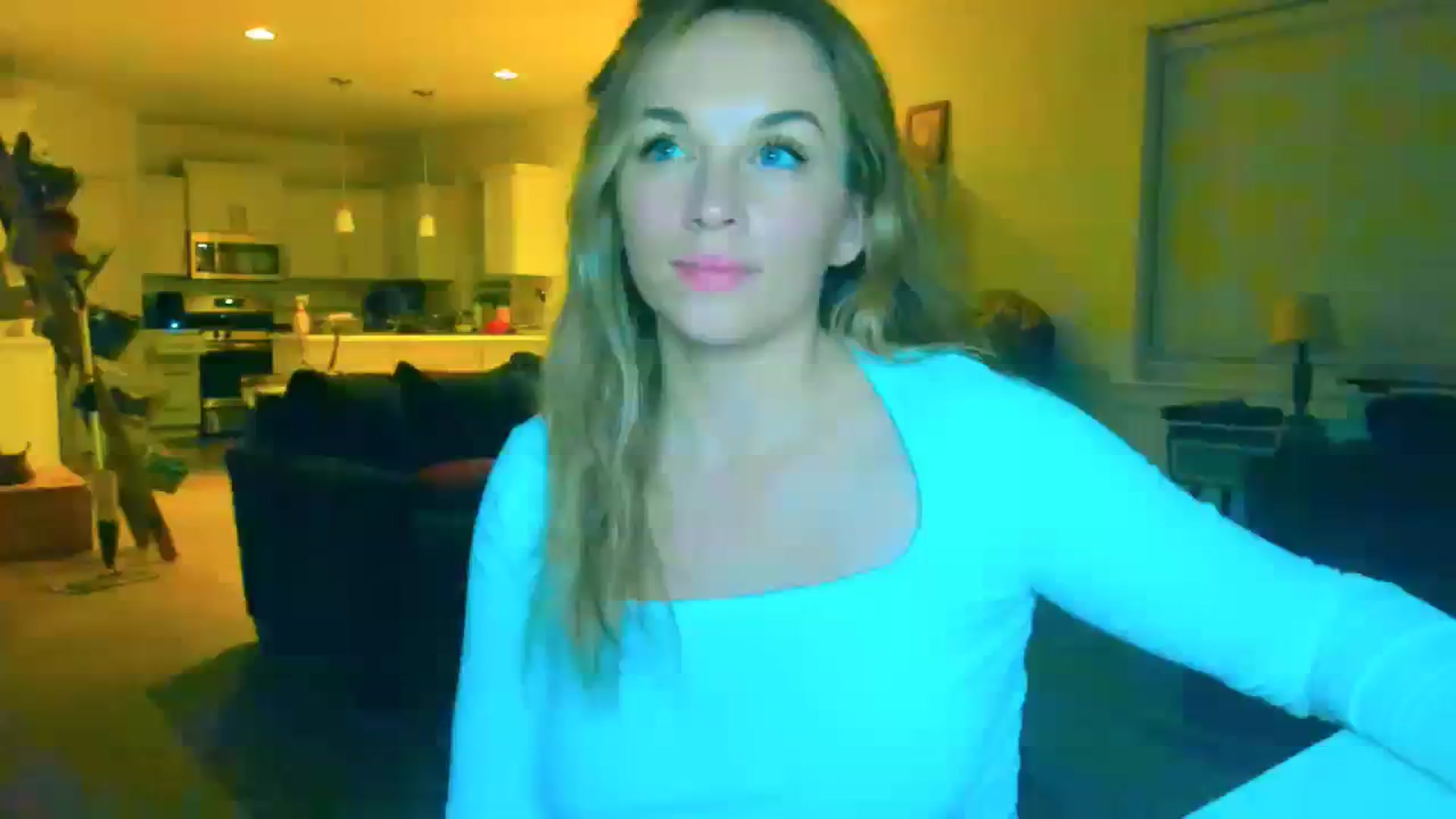 Gallery image thumbnail from adrey_'s myfreecams stream on, 12/28/2023, 04:19 image 2 of 20
