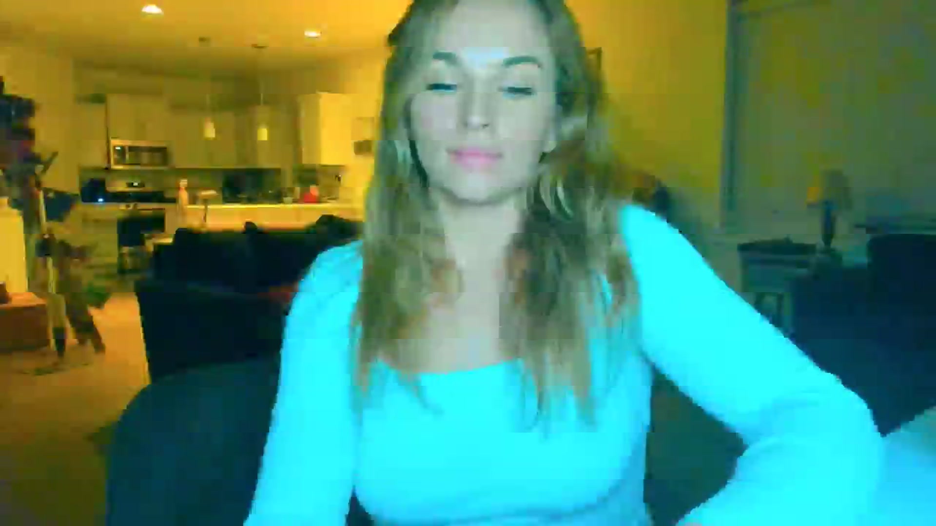 Gallery image thumbnail from adrey_'s myfreecams stream on, 12/28/2023, 04:19 image 16 of 20