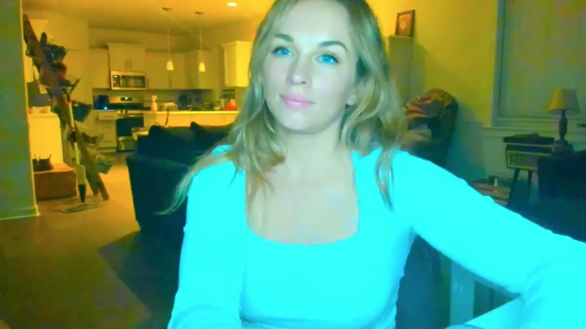 Gallery image thumbnail from adrey_'s myfreecams stream on, 12/28/2023, 04:57 image 1 of 20
