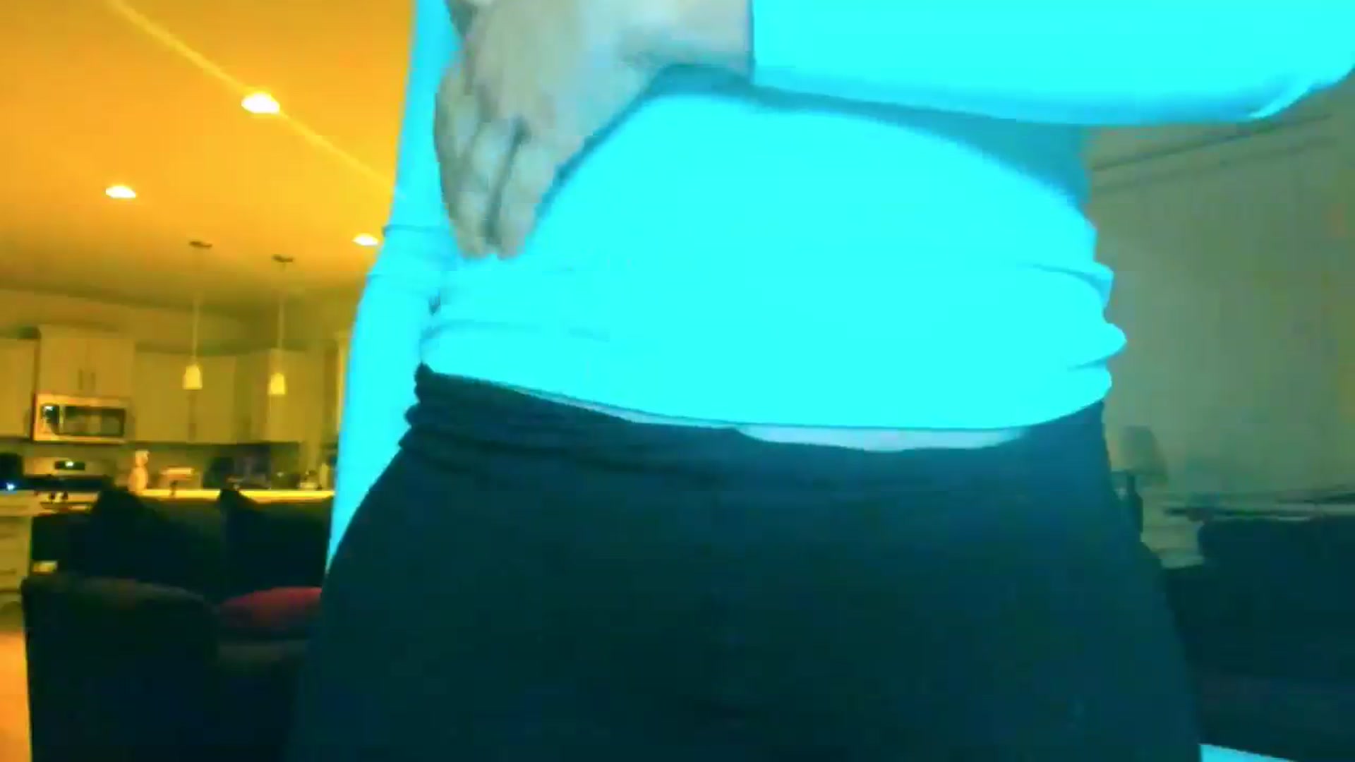 Gallery image thumbnail from adrey_'s myfreecams stream on, 12/28/2023, 04:57 image 5 of 20