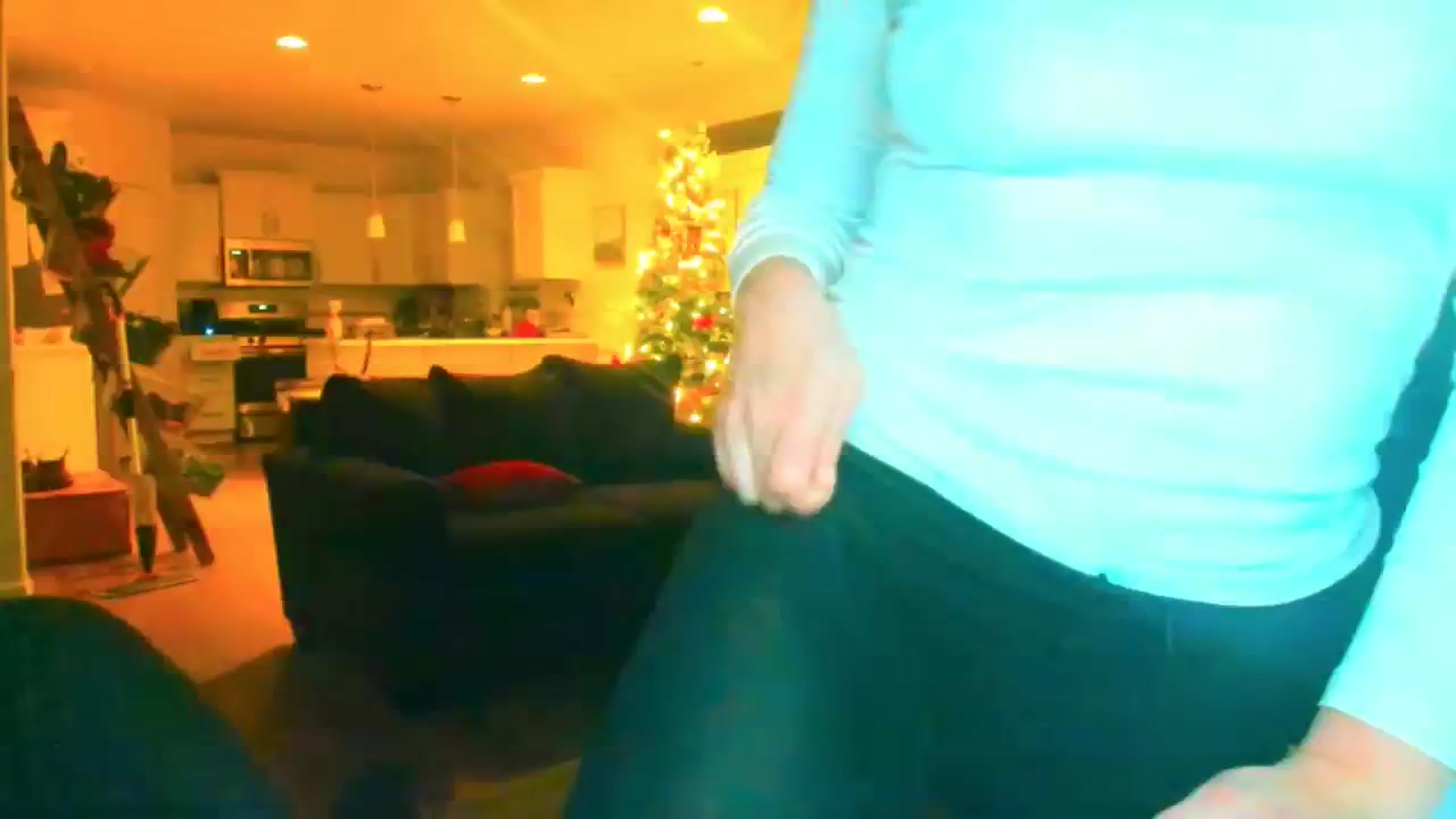 Gallery image thumbnail from adrey_'s myfreecams stream on, 12/28/2023, 04:57 image 10 of 20