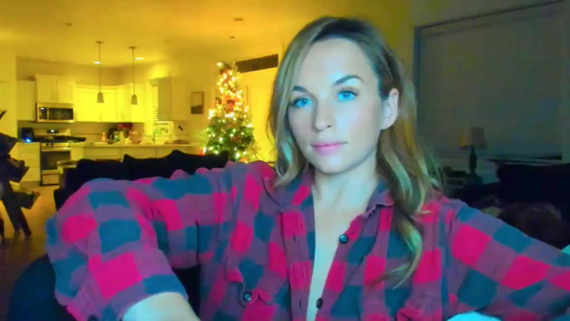 Gallery image thumbnail from adrey_'s myfreecams stream on, 12/29/2023, 04:19 image 8 of 20