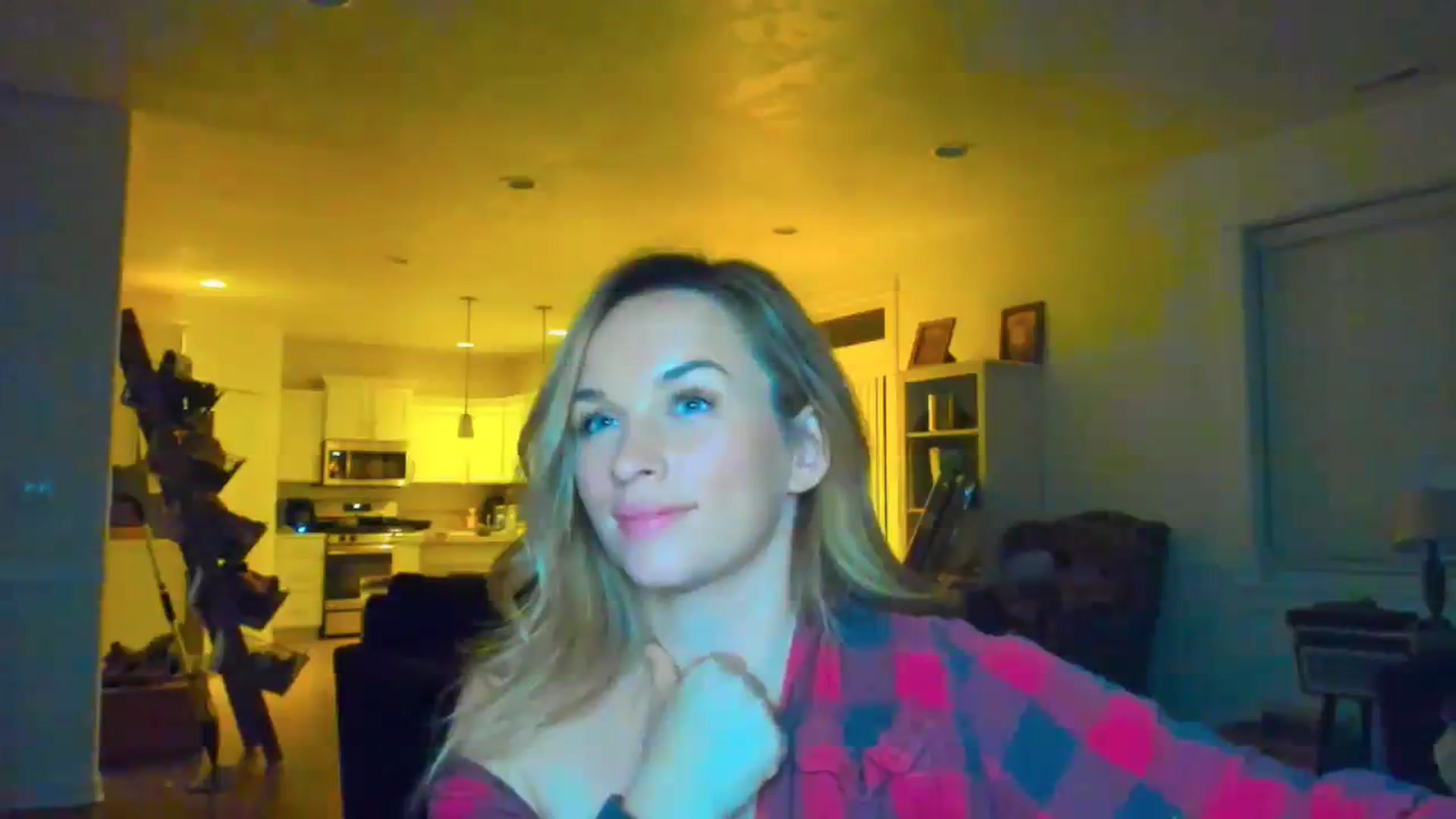 Gallery image thumbnail from adrey_'s myfreecams stream on, 12/29/2023, 06:02 image 11 of 20